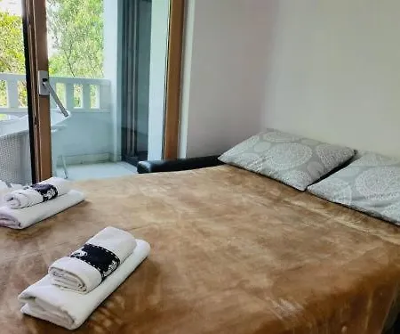 Apartment Aron Makarska