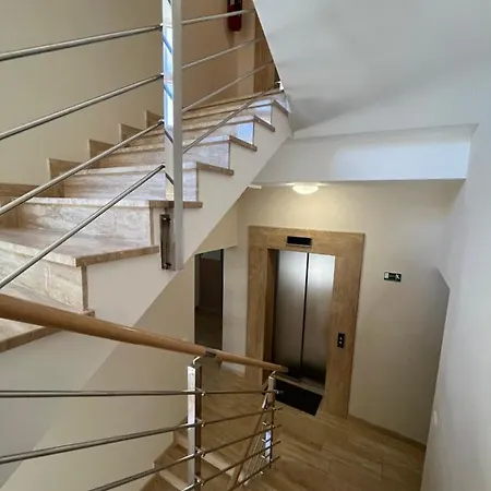 Apartment Aron
